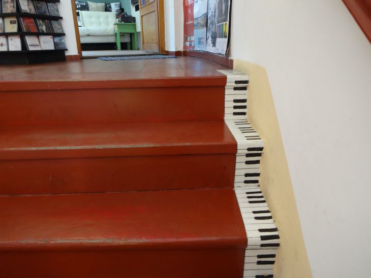 ピアノの階段.jpg